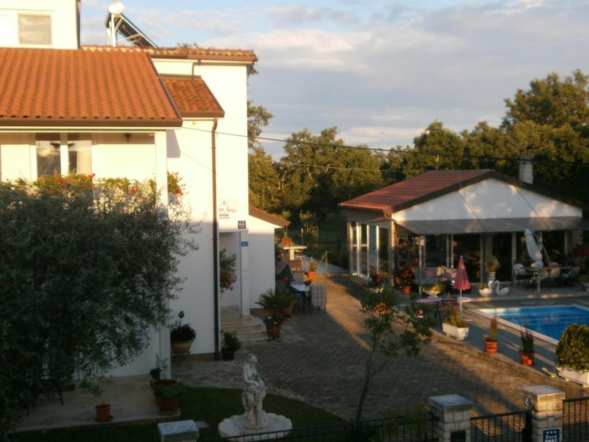 Guest House Sosi อูมัค ภายนอก รูปภาพ