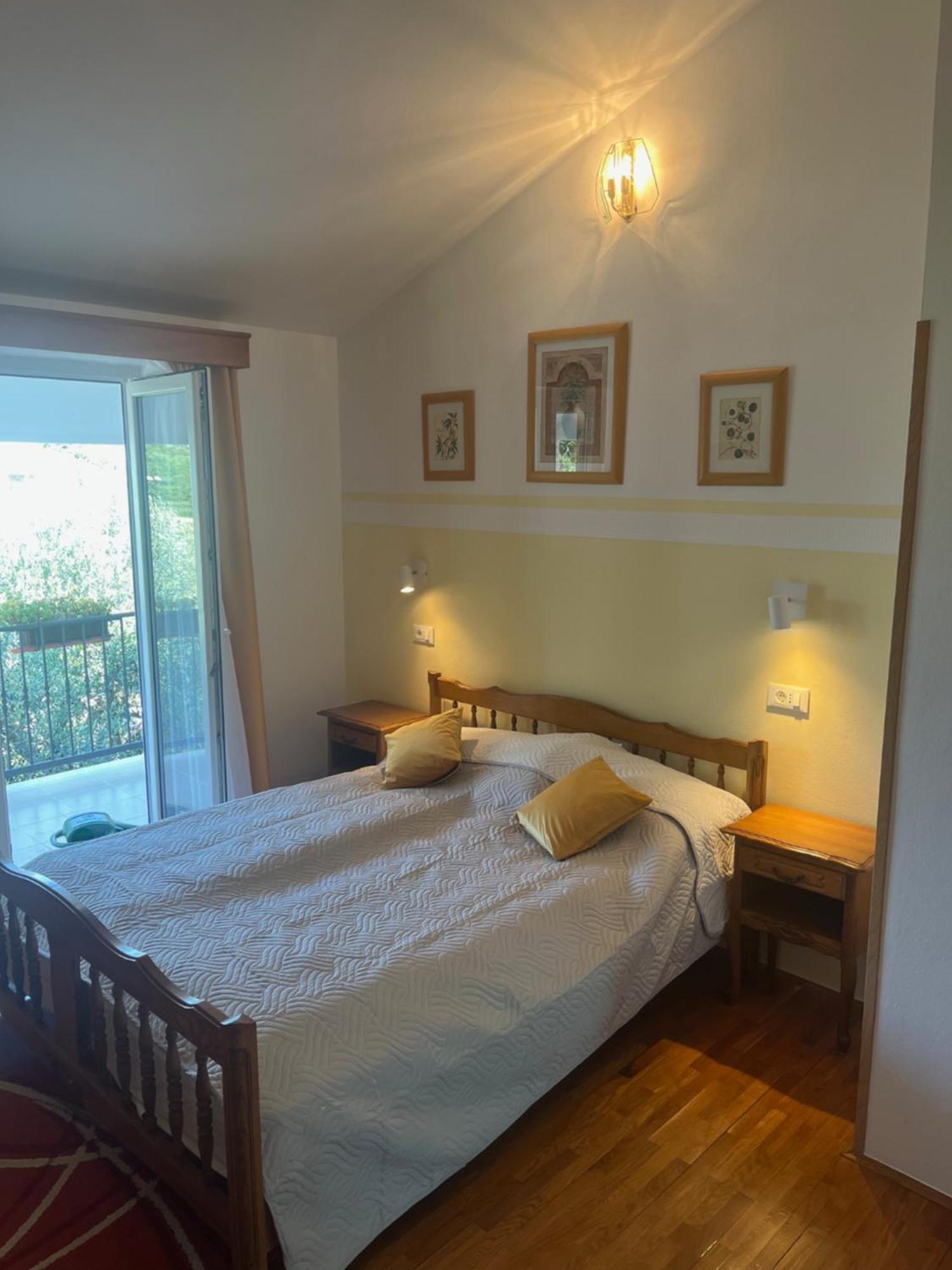 Guest House Sosi อูมัค ภายนอก รูปภาพ